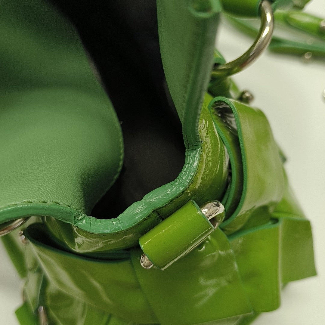 Bow Calfskin Green