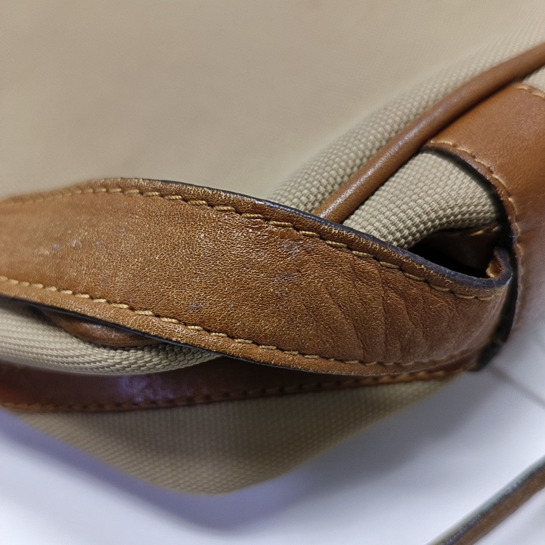Canvas Beige