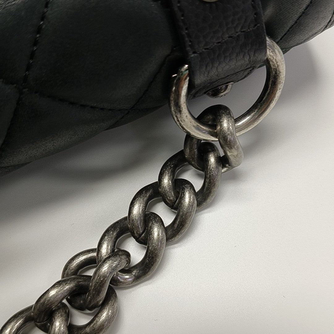Quilted Calfskin Shoulder Bag Black