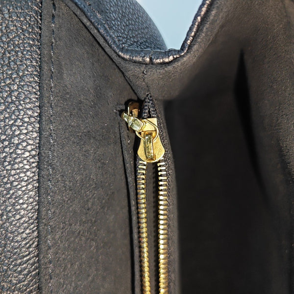 MADELEINE Monogram Calfskin Black