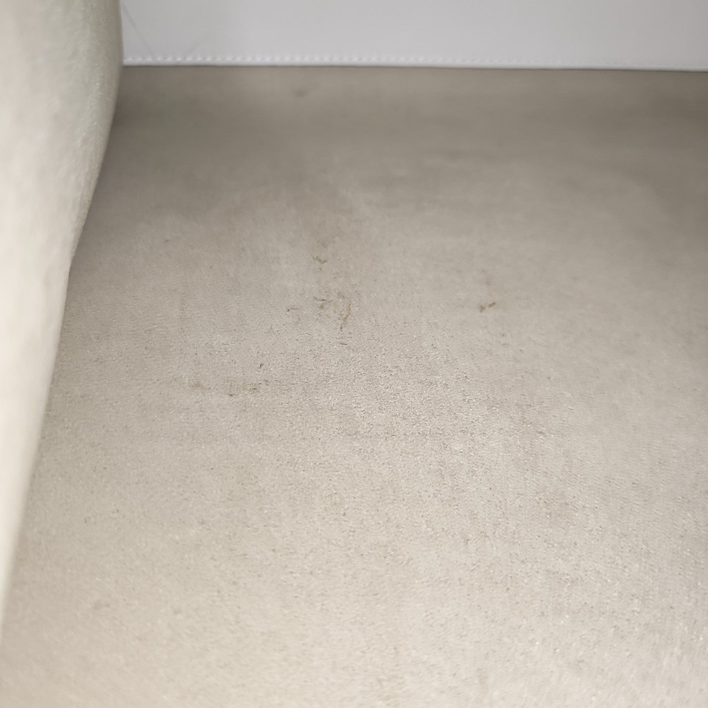 Sunshine Medium Calfskin White