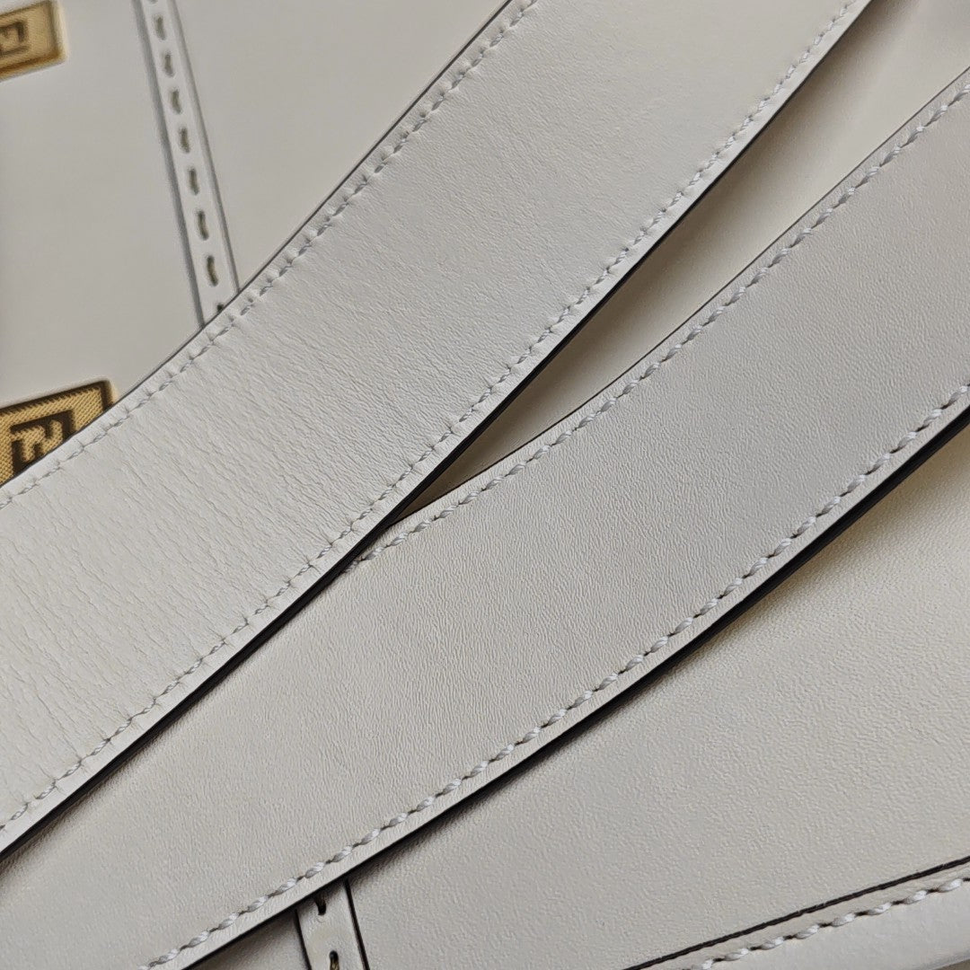 Sunshine Medium Calfskin White