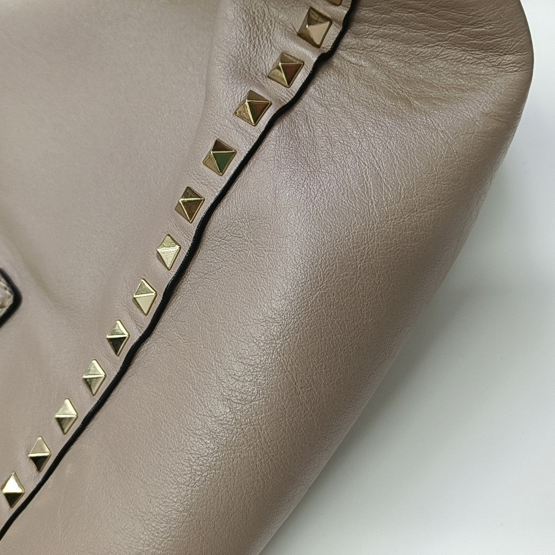 Rockstud Calfskin Gray