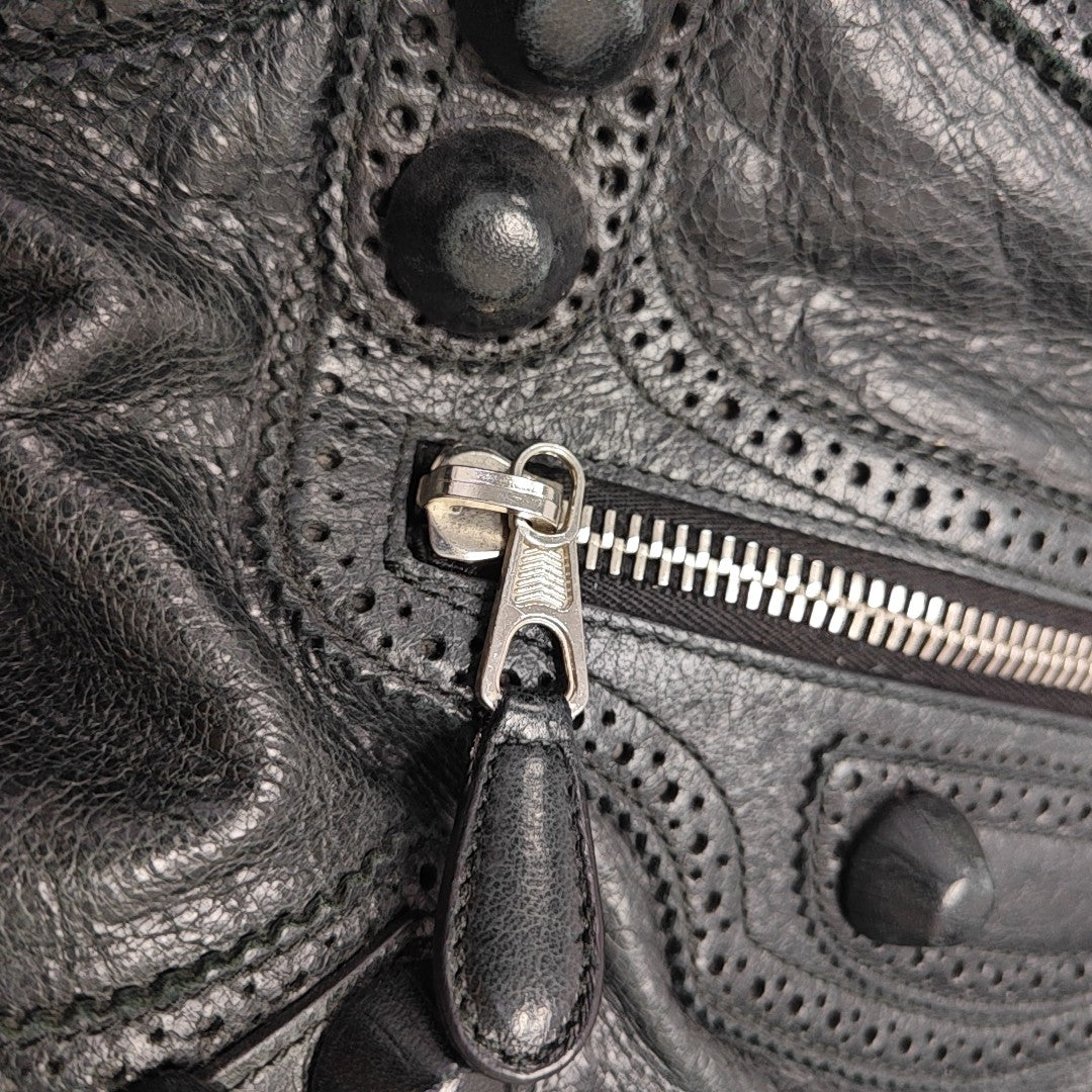 Classic City Medium Lambskin Black