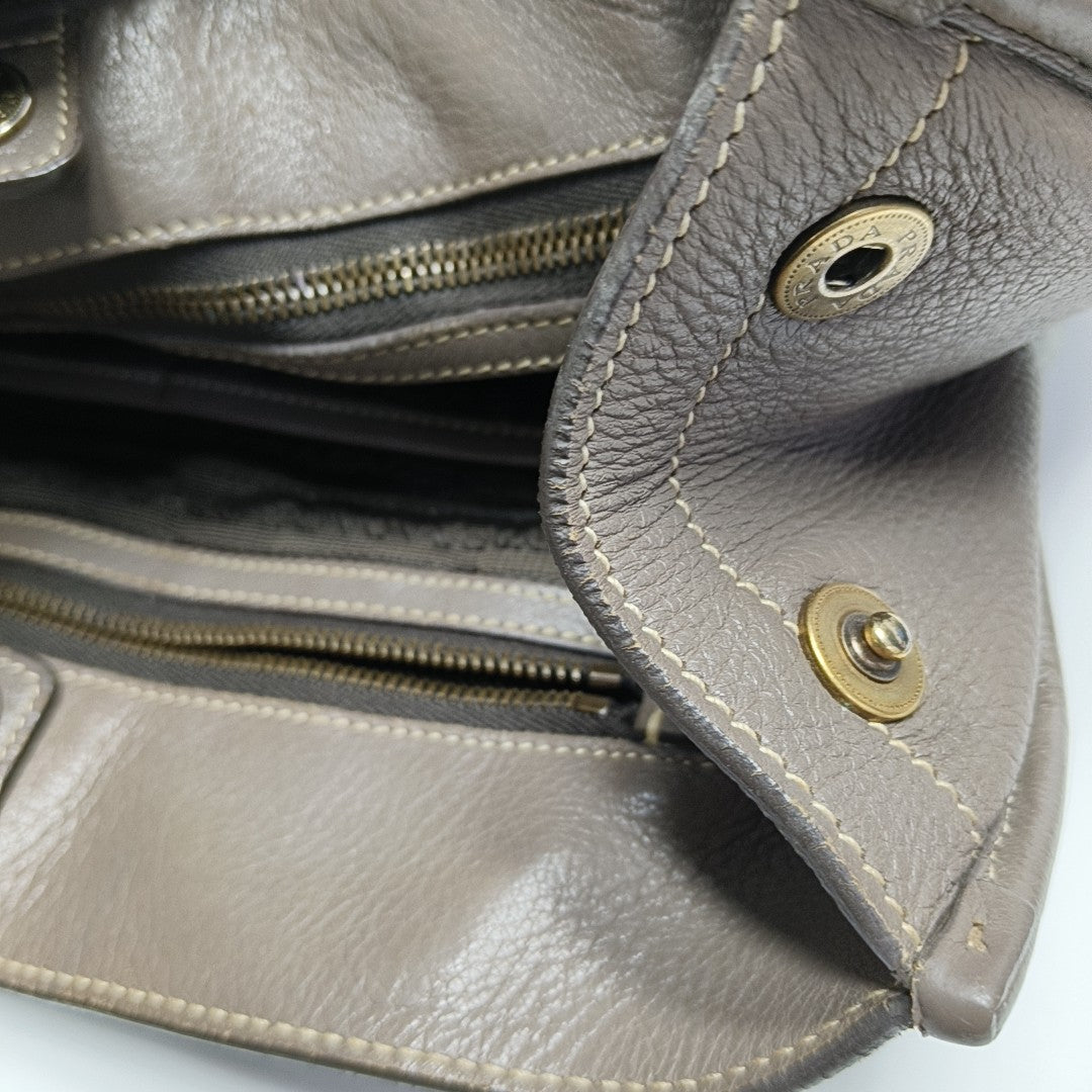 Teal Vitello Daino Front Zip Tote Calfskin Gray
