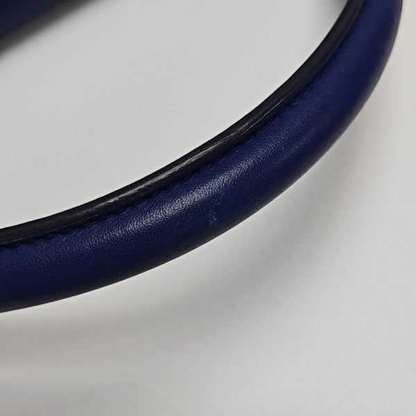 TRAPEZE Medium Calfskin Blue