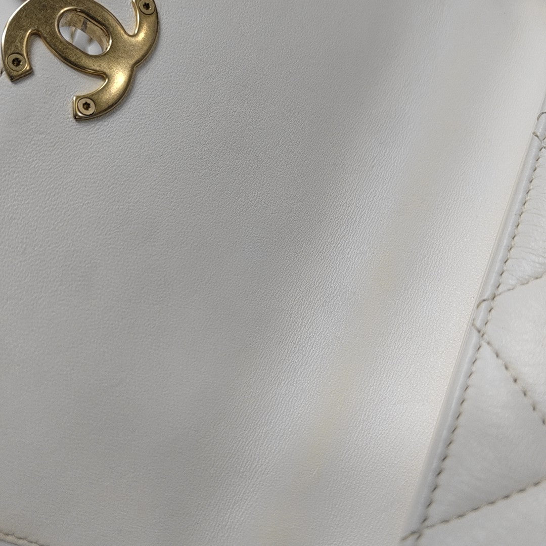 Quilted Lambskin Shoulder Bag Mini White