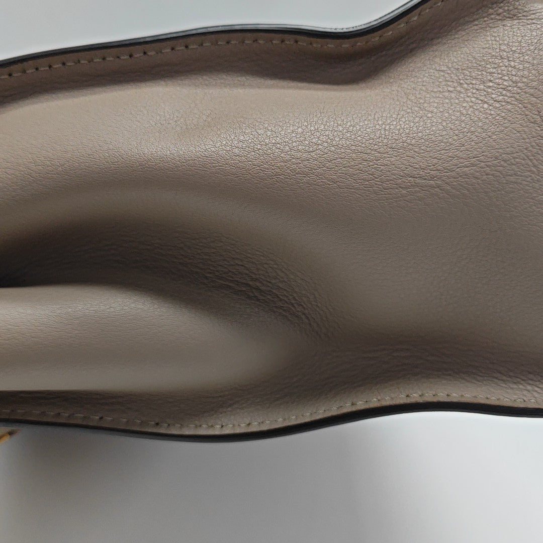 Peekaboo Medium Calfskin Beige