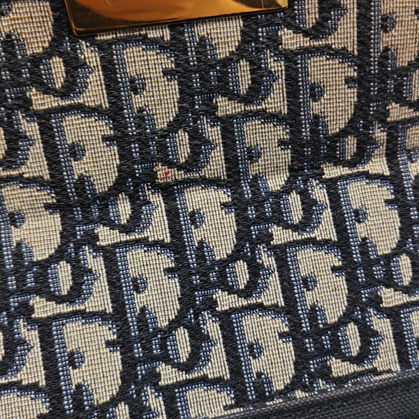 30 Montaigne Mini Oblique Canvas Blue