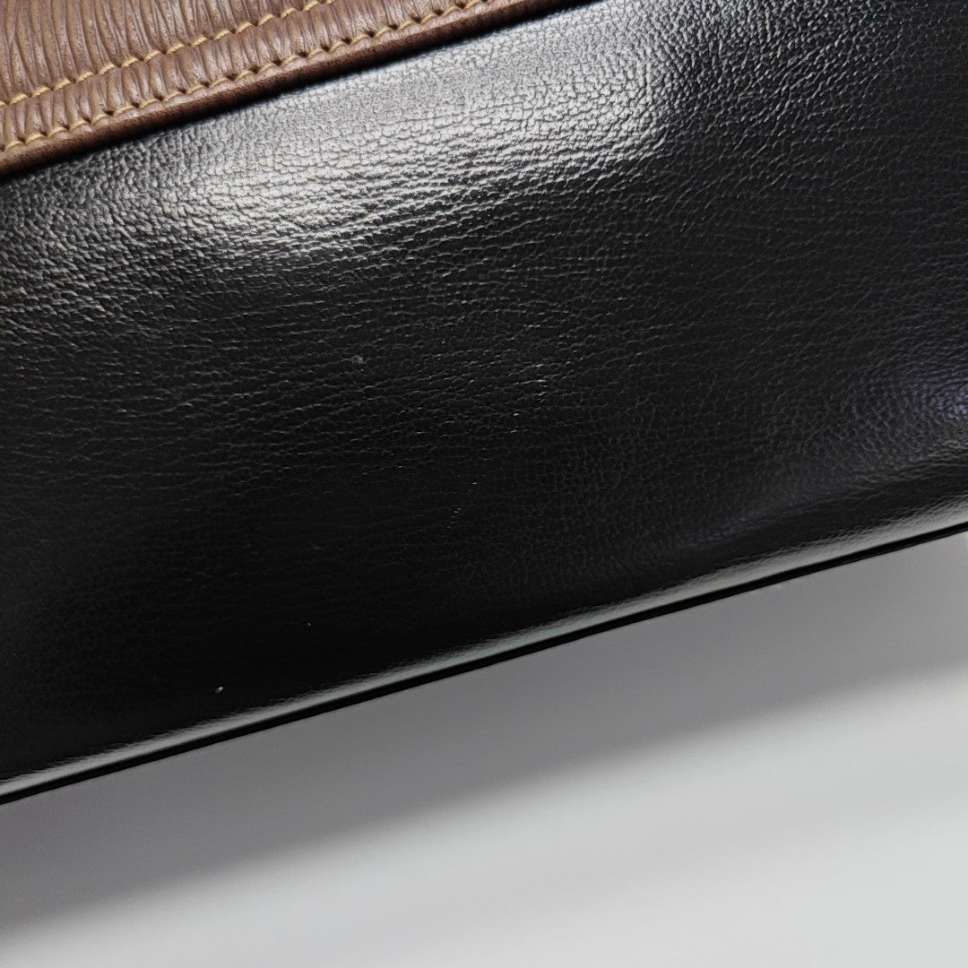 Velazquez Calfskin Black