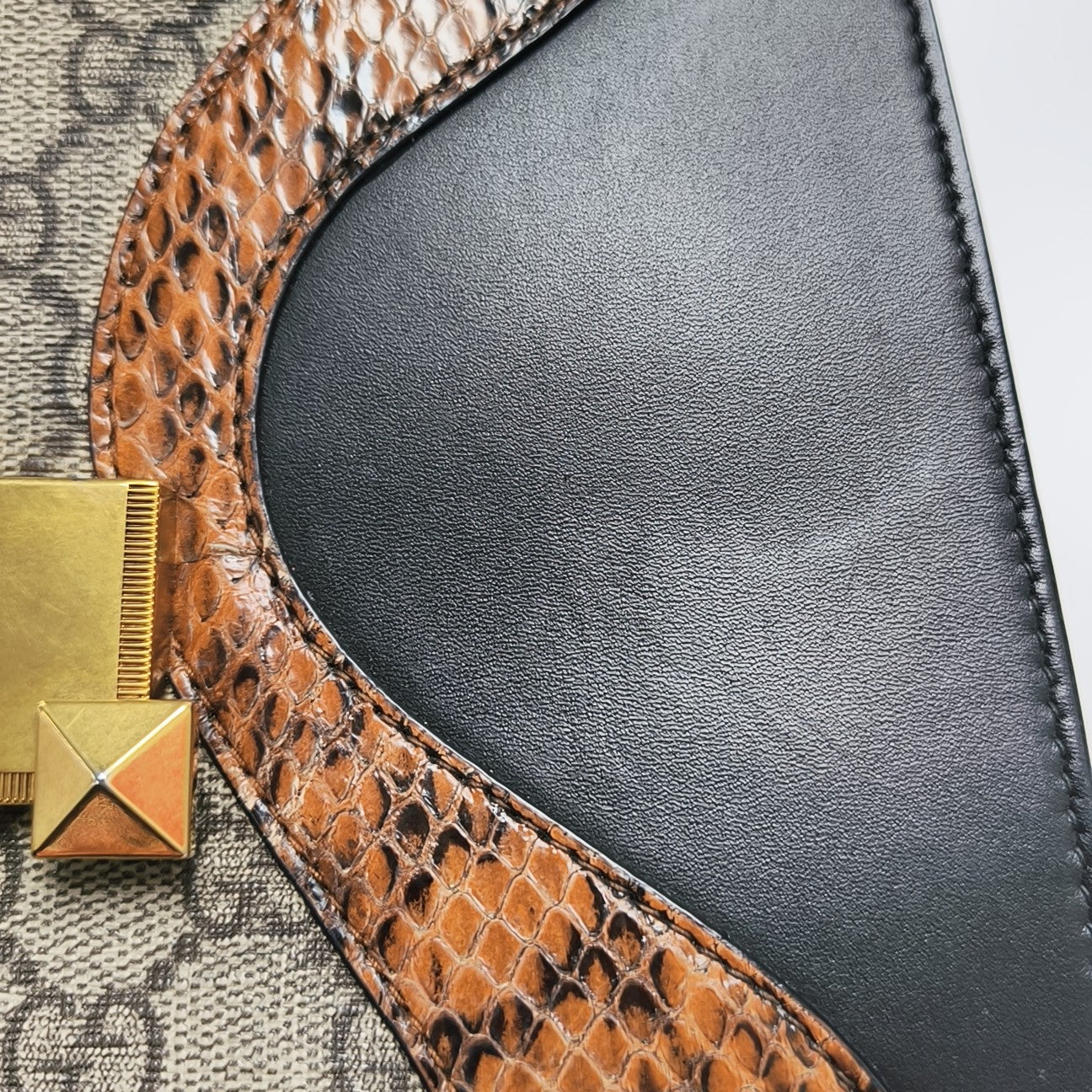 Osiride Monogram Patchwork Multicolor
