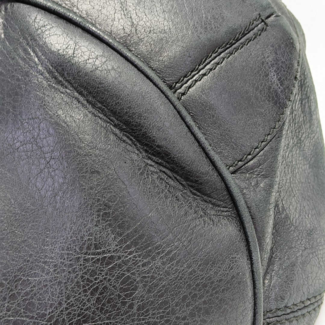 Pompon Bag Calfskin Black