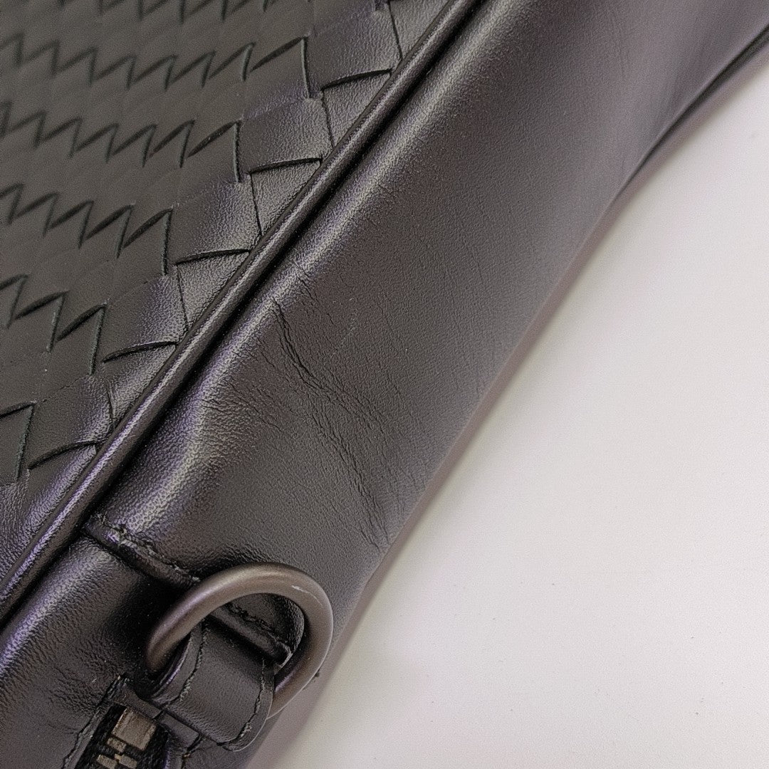 Calfskin Shoulder Bag Black