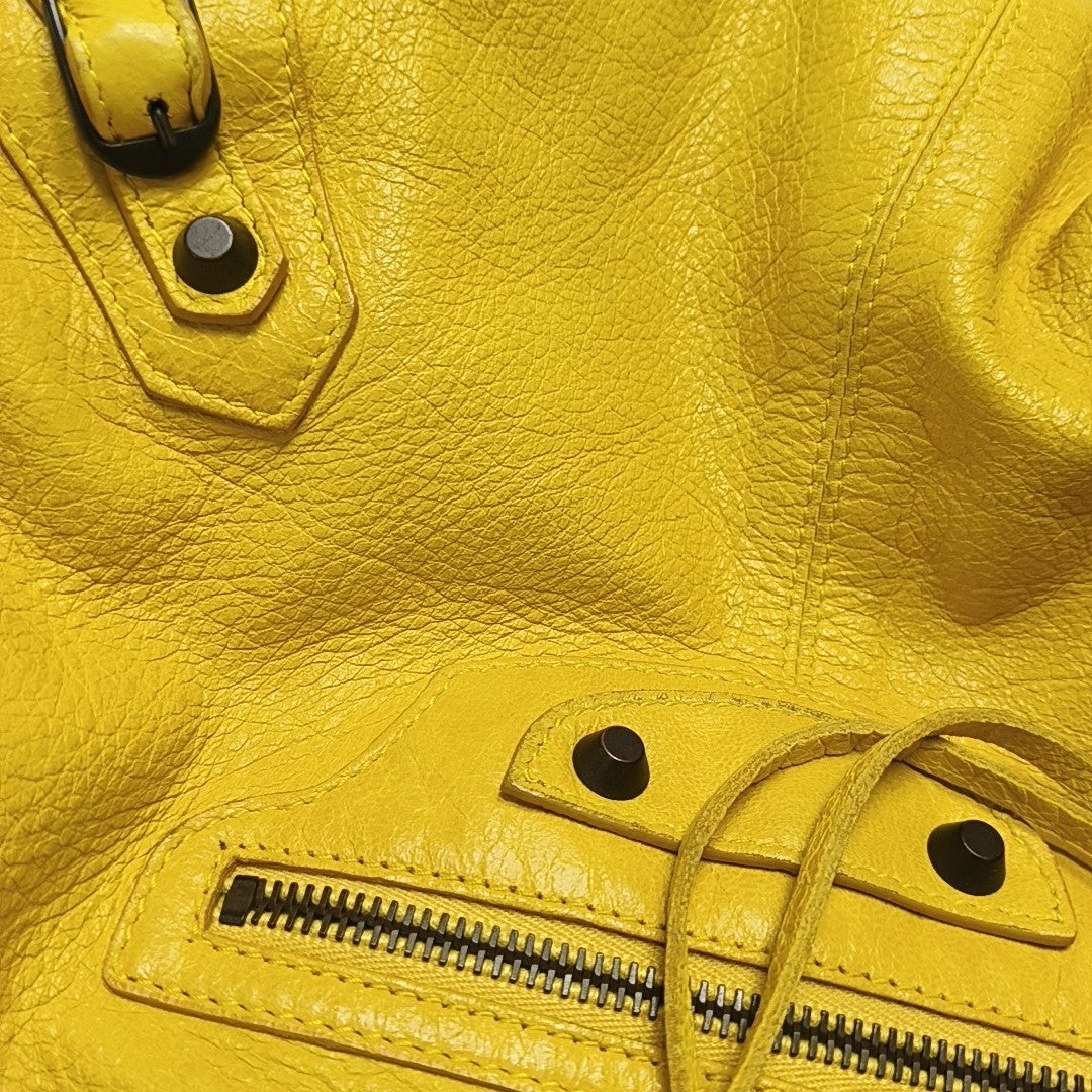 Twiggy Lambskin Yellow
