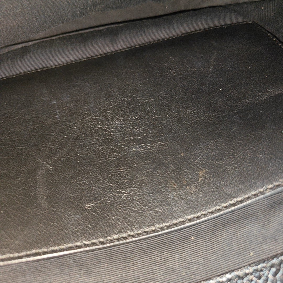 NIKI Medium Chevron Calfskin Black