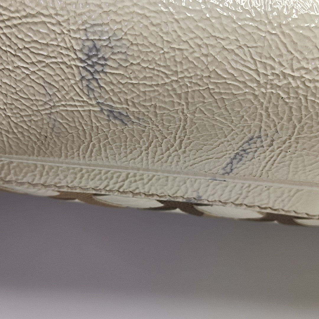 Calfskin White