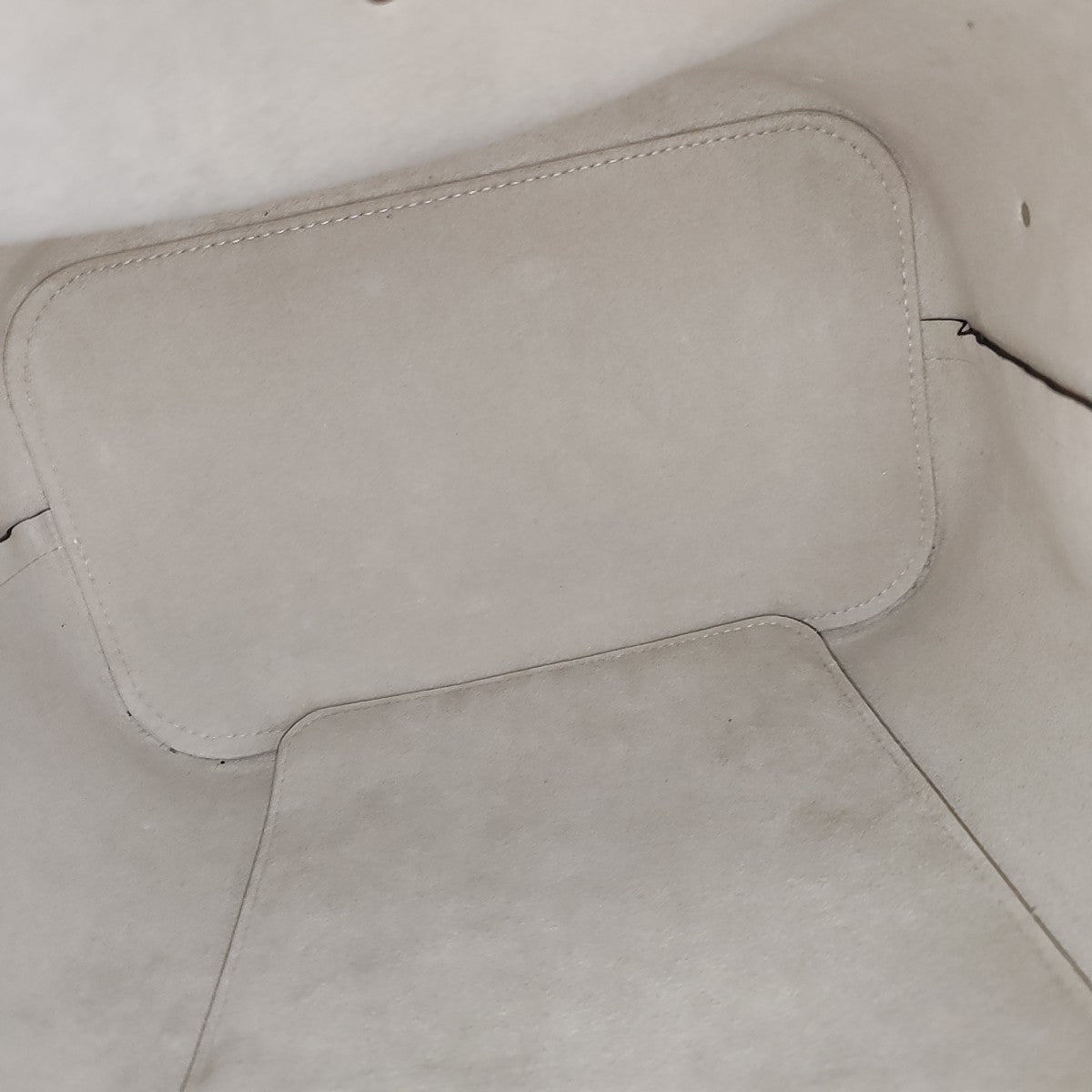 LOCKME Calfskin Beige