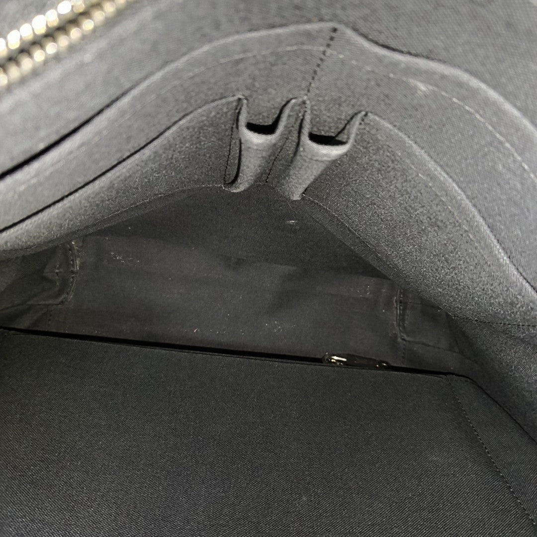 PEGASE GM Calfskin Black