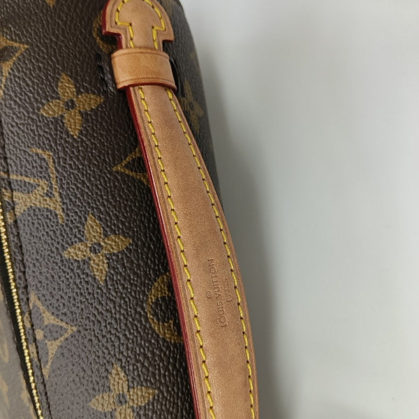 MÉTIS EAST WEST Monogram Coated Canvas Brown