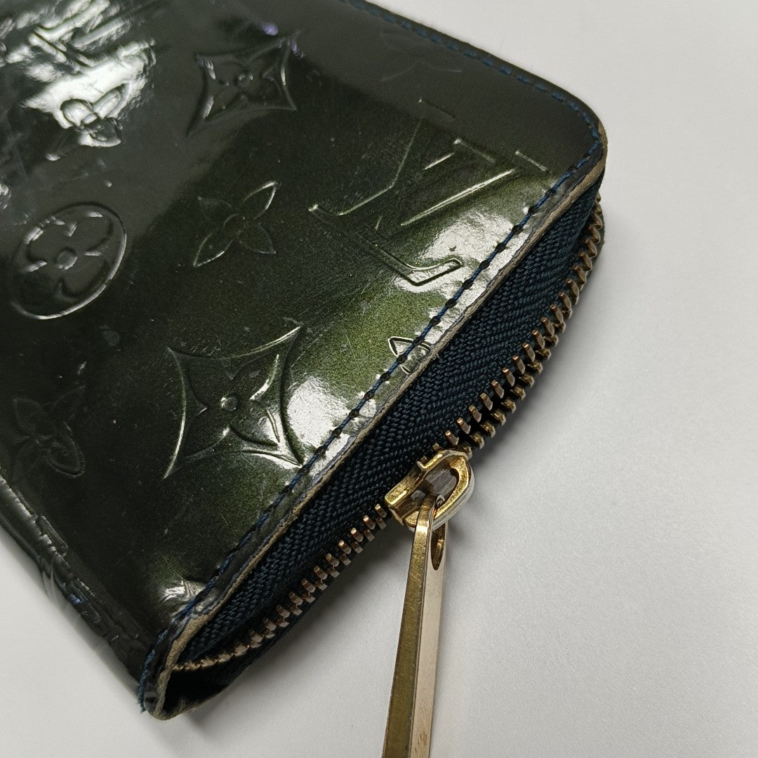 ZIPPY Patent Leather Green Wallet