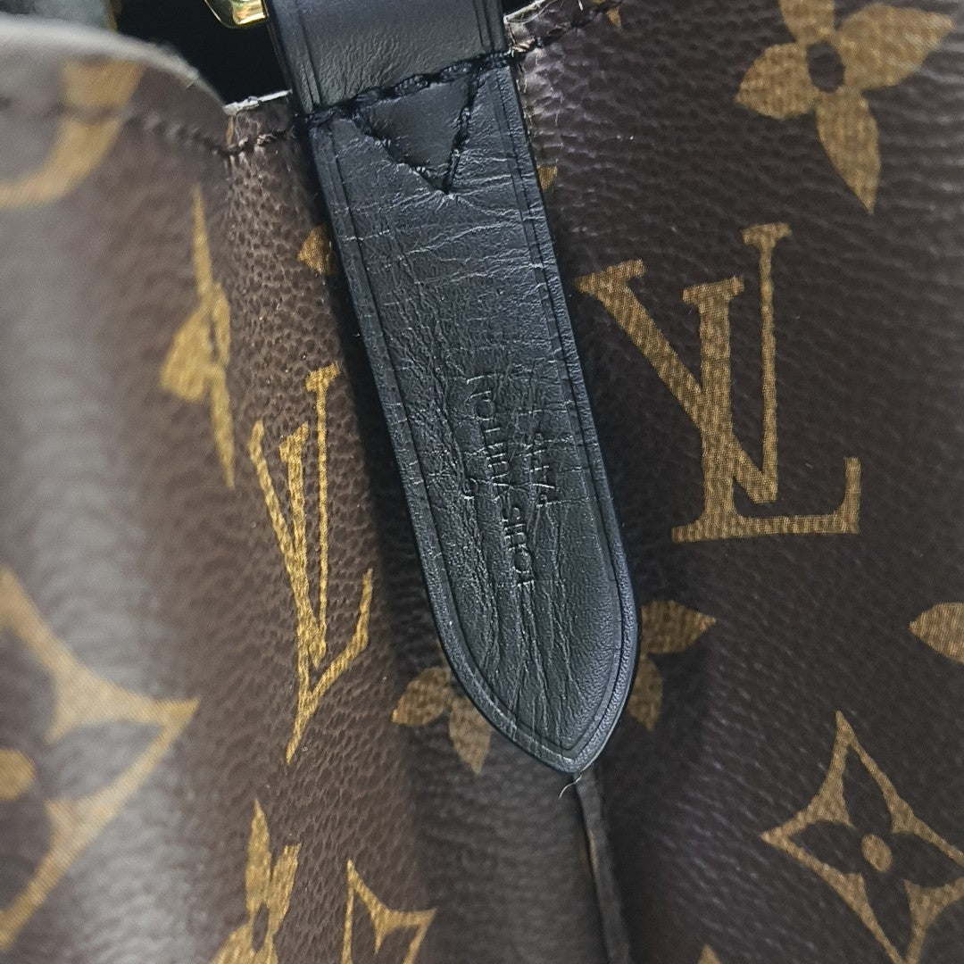 NÉONOÉ MM Monogram Coated Canvas Brown