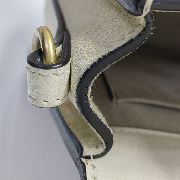 Nile Medium Calfskin White