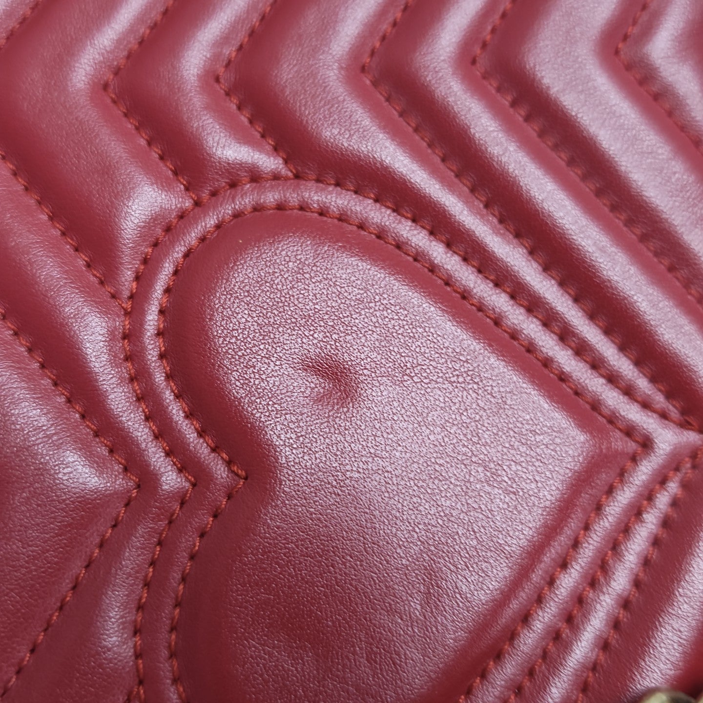 GG Marmont Medium Quilted Calfskin Red