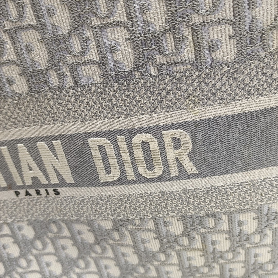 Book Tote Medium Oblique Canvas Gray