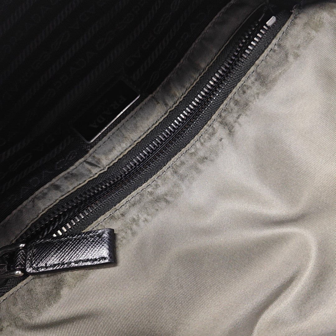 Vela Messenger Bag Nylon Green