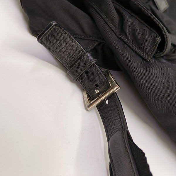 Re-Nylon Medium Nylon Black