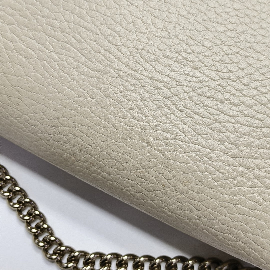 Interlocking G Large Calfskin Beige