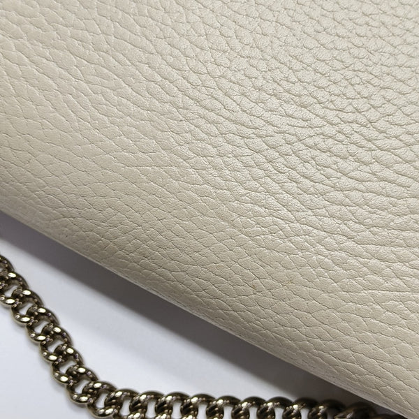 Interlocking G Large Calfskin Beige