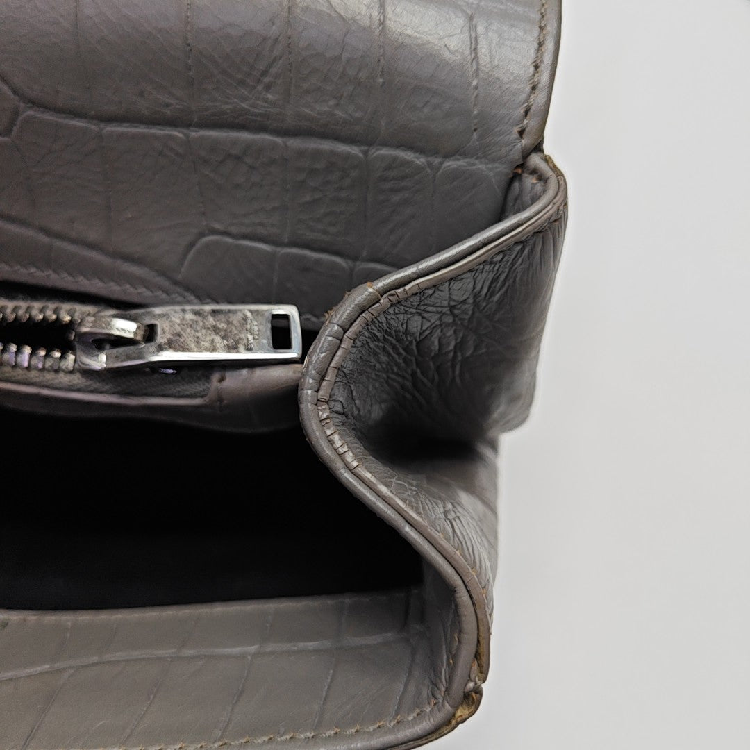 COLLEGE Medium Calfskin Gray
