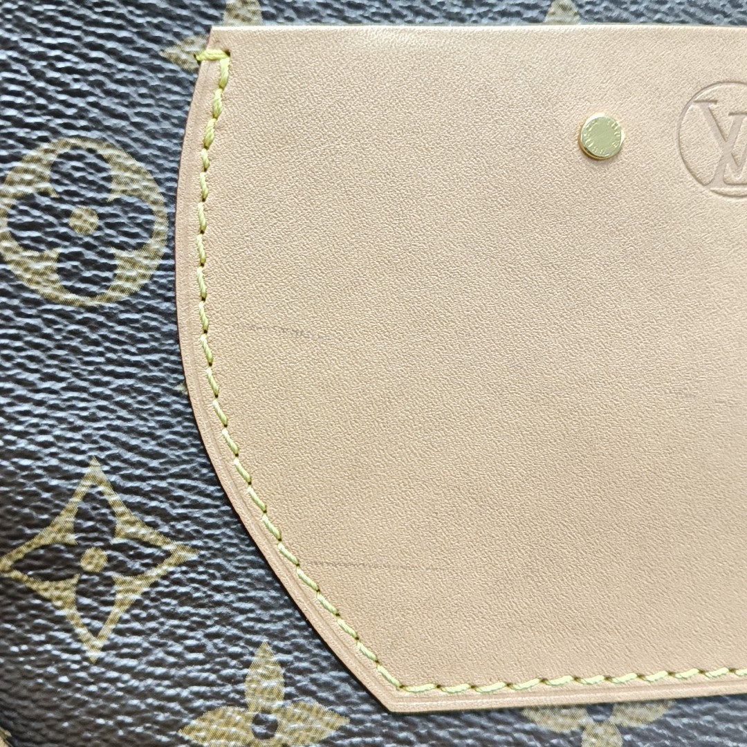 BOITE CHAPEAU MM Monogram Coated Canvas Brown