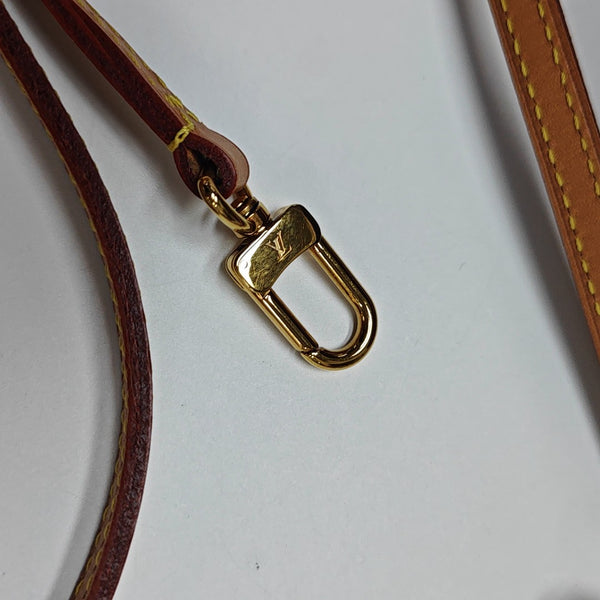 BOITE CHAPEAU PM Monogram Coated Canvas Brown