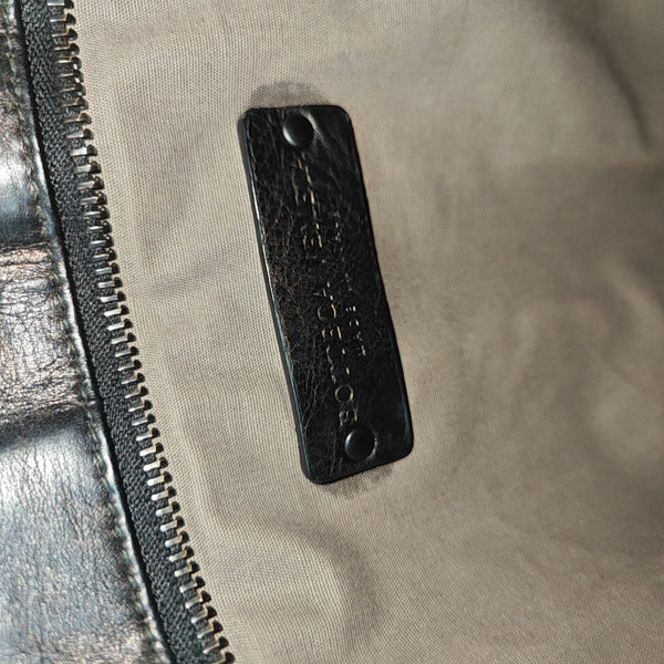 Messenger Calfskin Black