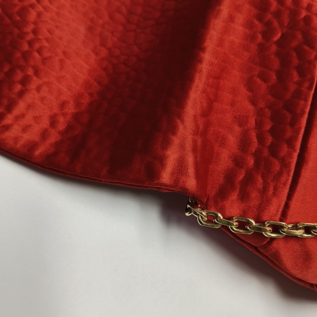 Mildenhall Fabric Red