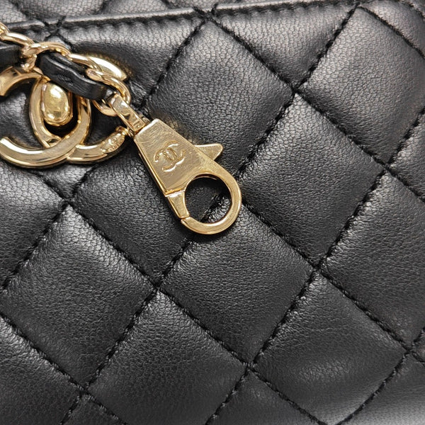 COCO HANDLE Mini Cordero Acolchado Negro