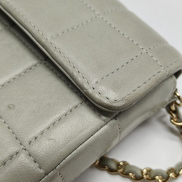 CHOCOLATE BAR Quilted Lambskin Gray