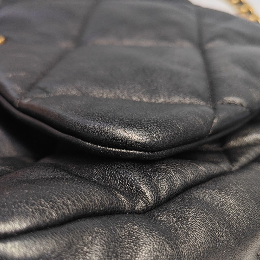 CHANEL 19 Maxi Quilted Lambskin Black