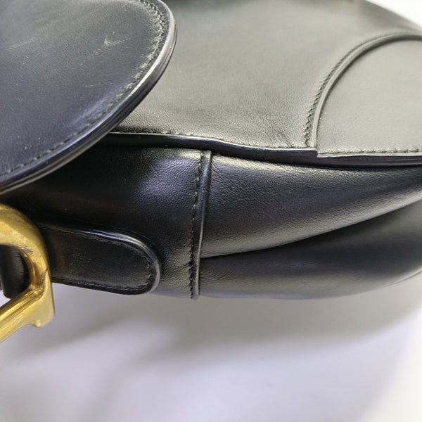Saddle Small Calfskin Black