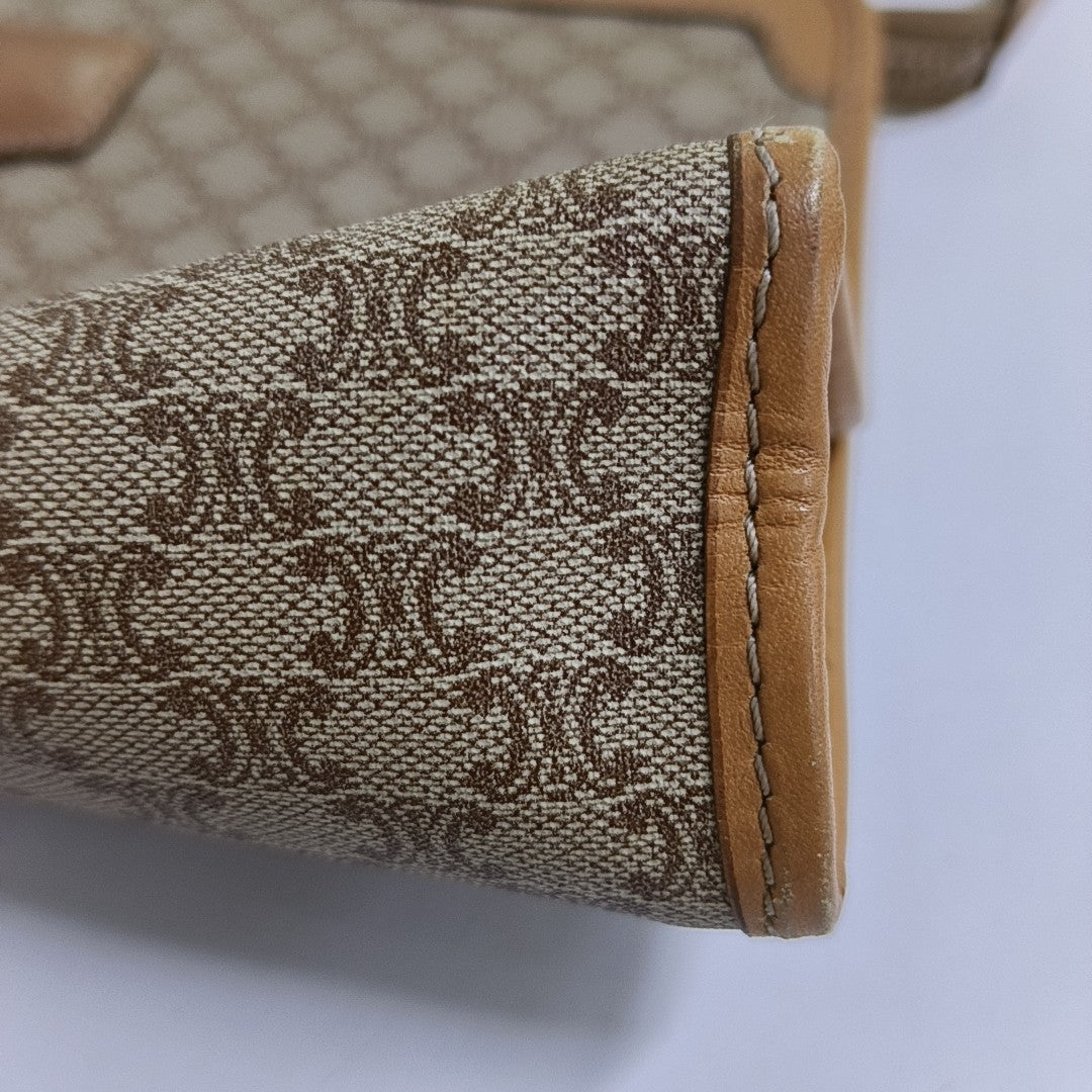 MACADAM CLUTCHE Coated Canvas Beige