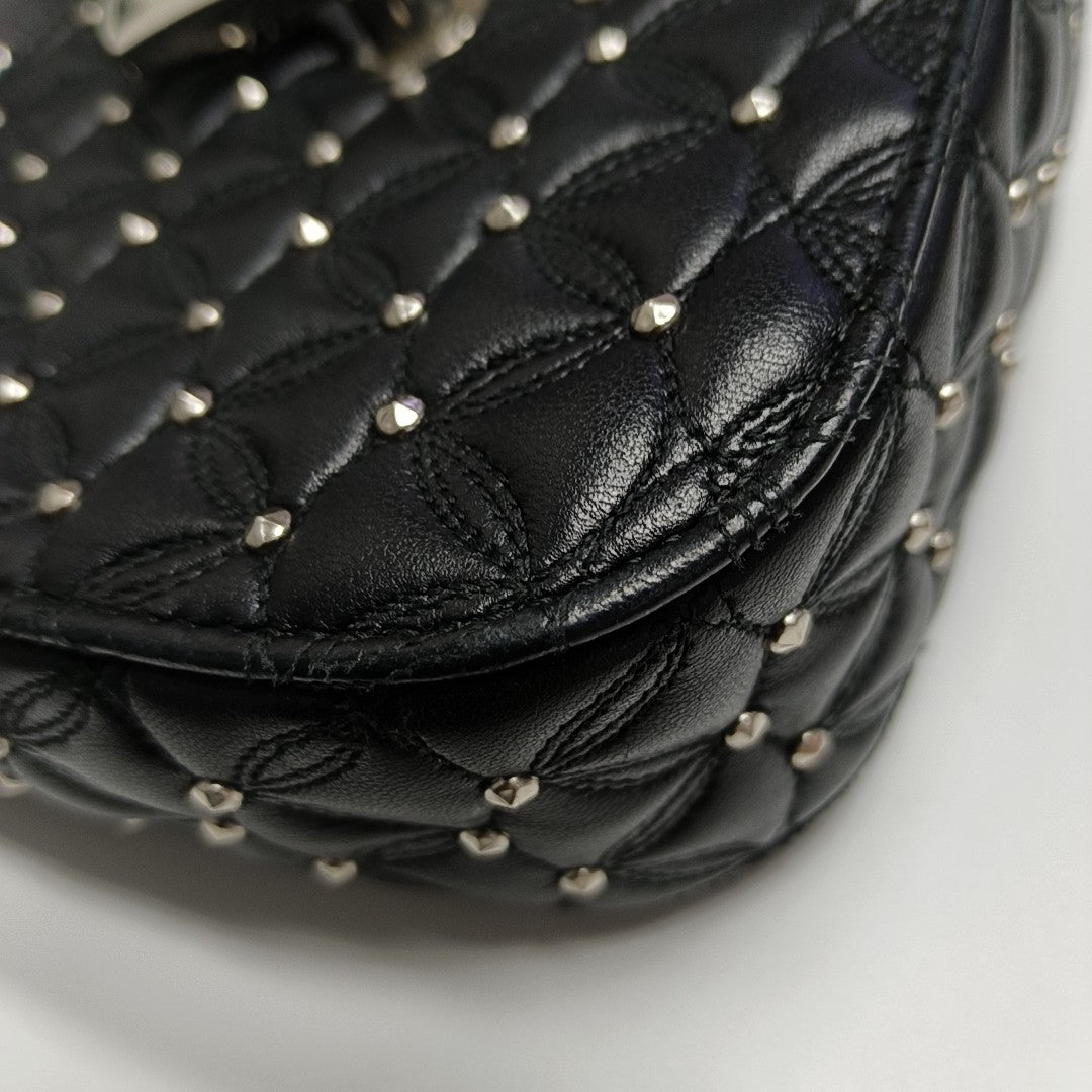 DIVAS' DREAM Lambskin Black