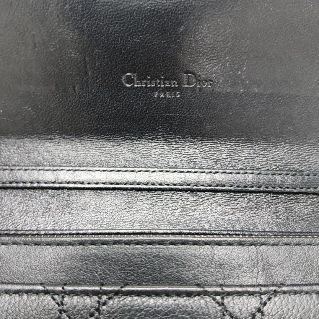 Cartera Miss Dior de piel de becerro acolchada negra