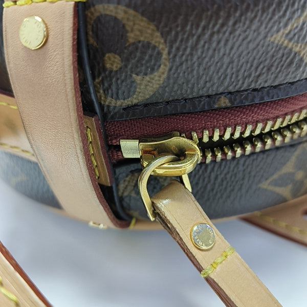 BOITE CHAPEAU PM Monogram Coated Canvas Brown