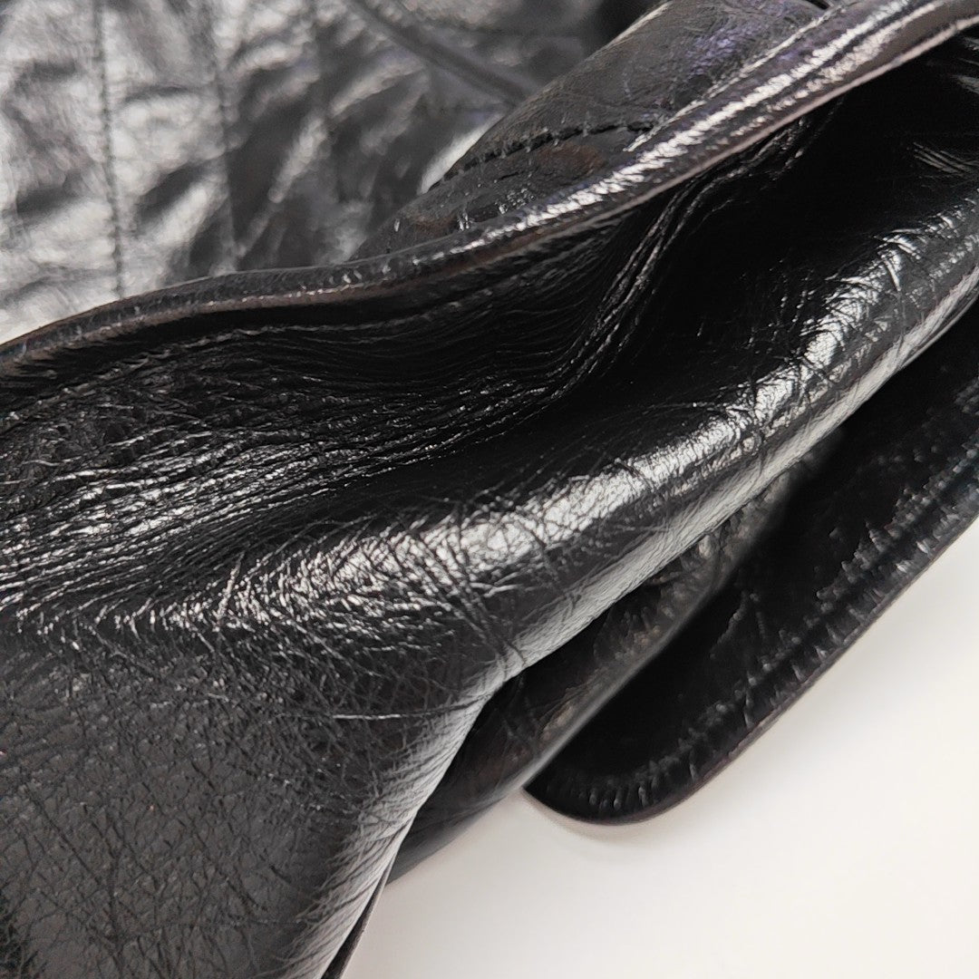 NIKI Medium Chevron Calfskin Black