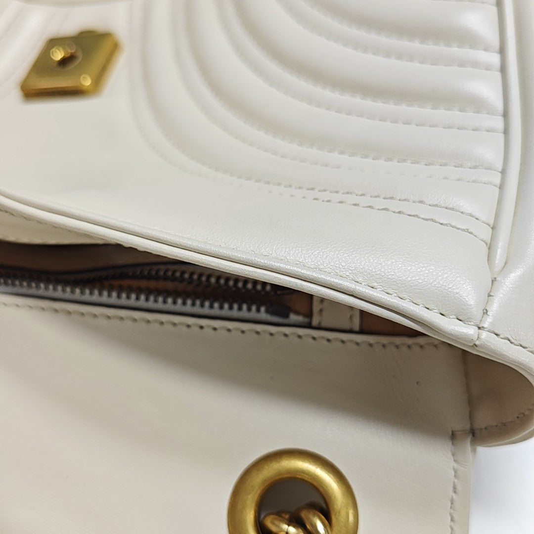 GG Marmont Medium Quilted Calfskin White