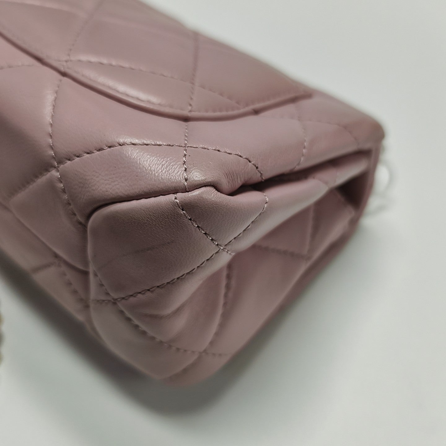 Quilted Lambskin Shoulder Bag Pink