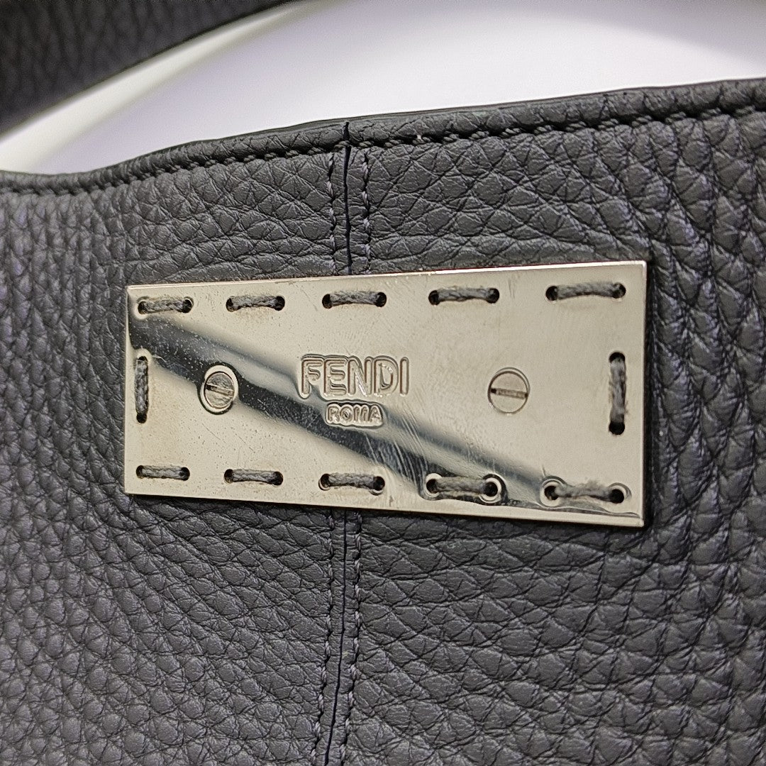 Peekaboo Medium Calfskin Gray