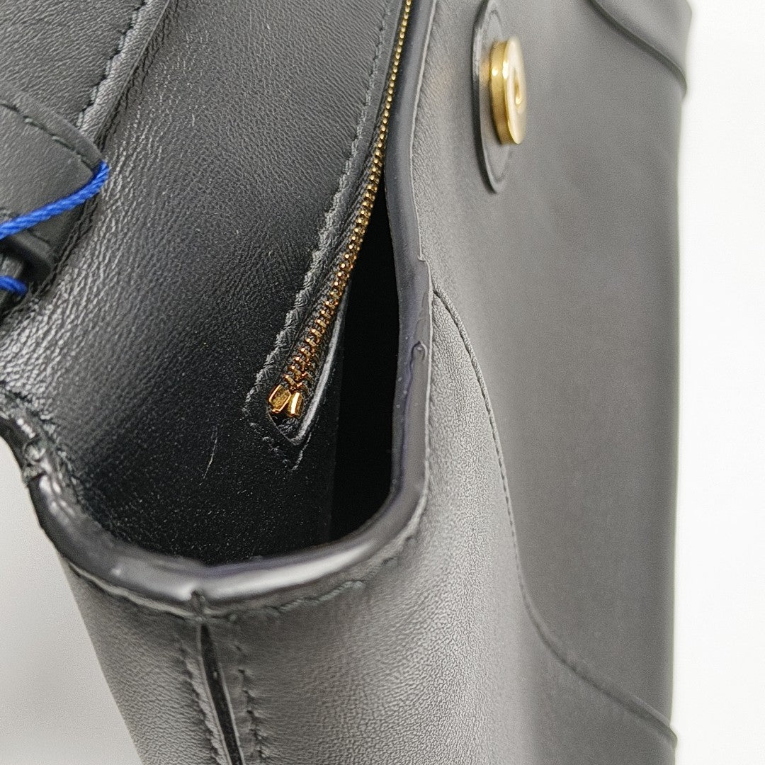 Downtown Small Calfskin Black